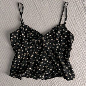 American Eagle flowy floral crop top